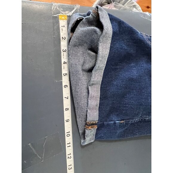 Old Navy Womens Dark Blue Denim Jean Shorts Size 8 With Rolled Cuffs & Pockets - Picture 8 of 9